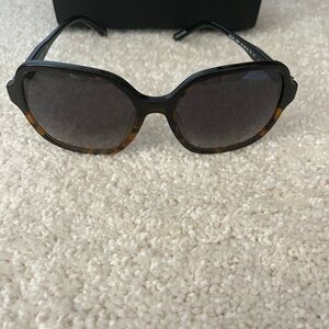 Tortoise Shell Sunglasses - new, never used!